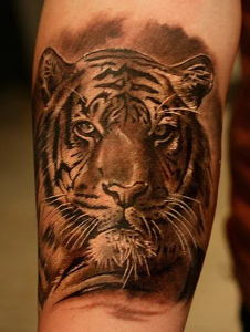 hyper-realistic tattoo
