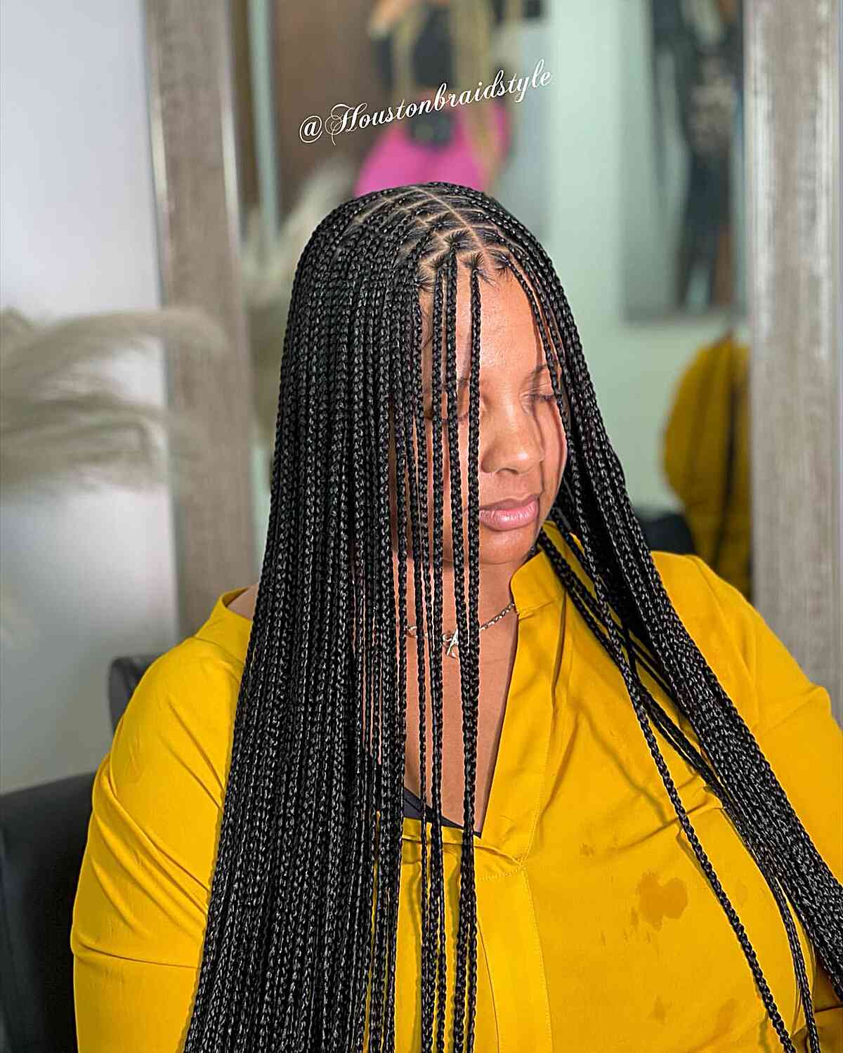 Small and elegant square braids with a central part