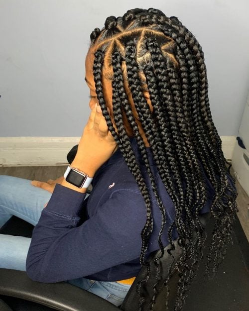 The side triangular triangle wing with curly ends