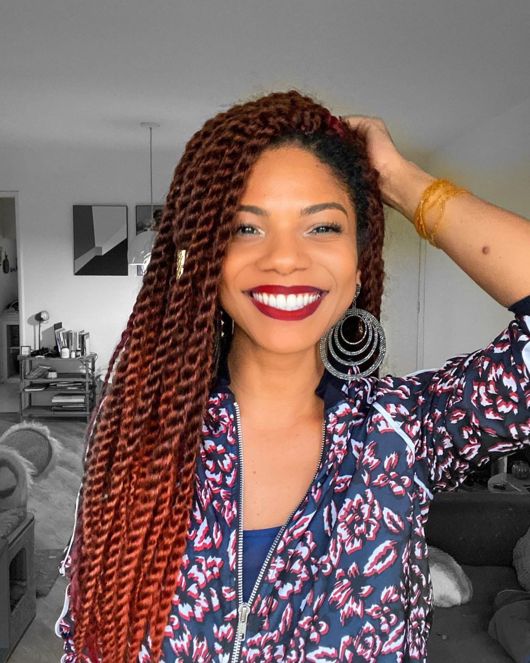 Unique mambo twist braids