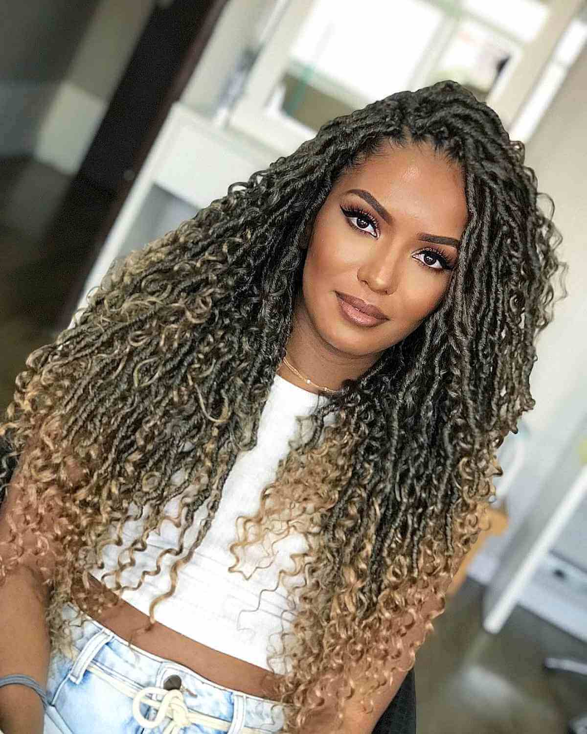 Sweet crochet box braids with curly ends
