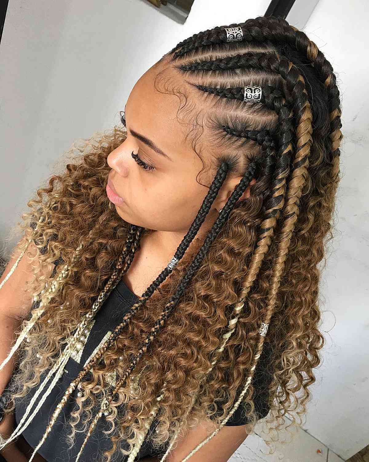 Boho -inspired crochet braids with the most prominent blonde