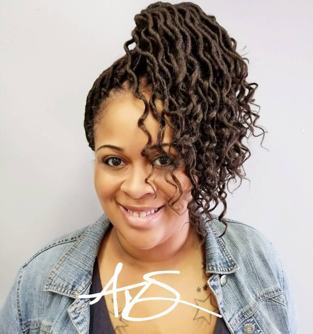 Beautiful Crochete Dorge of UPDO