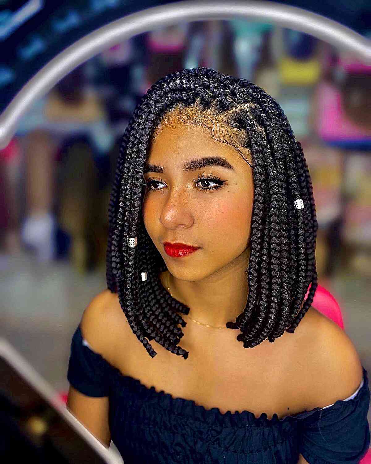 Medium -length square braids for black women