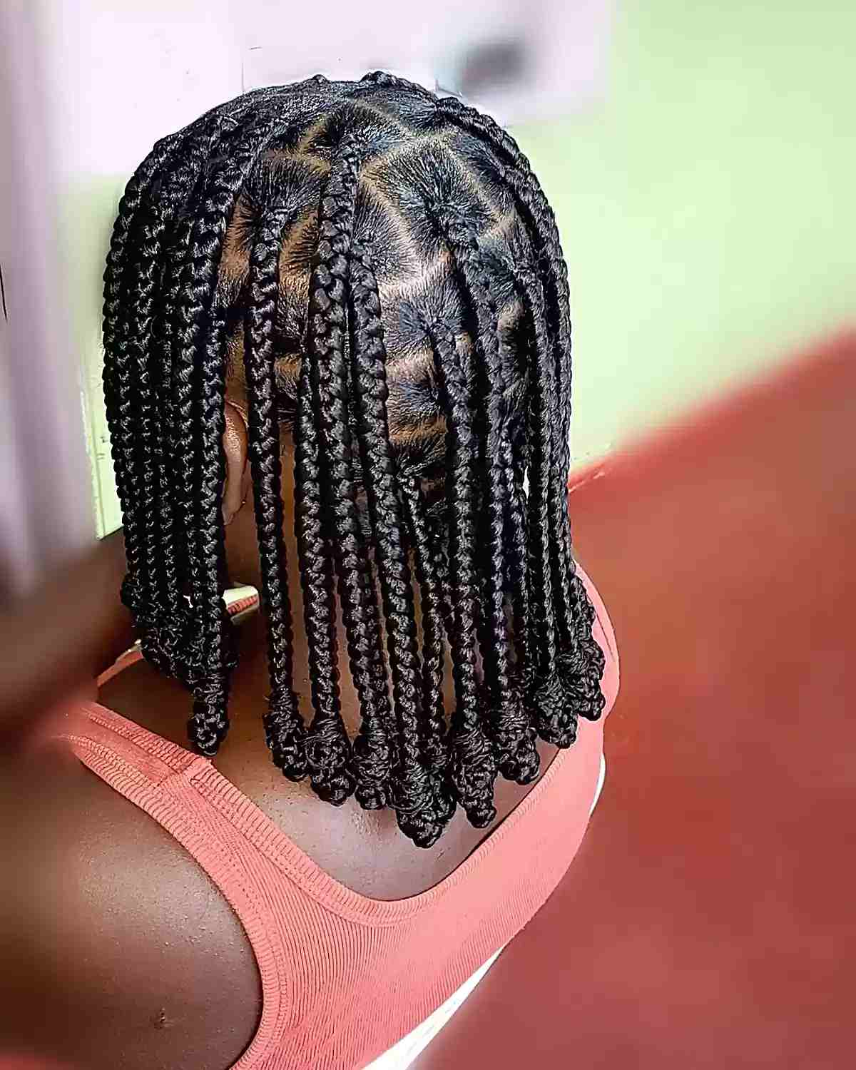 Neck-Length Traditional Knotless Bob Braids 