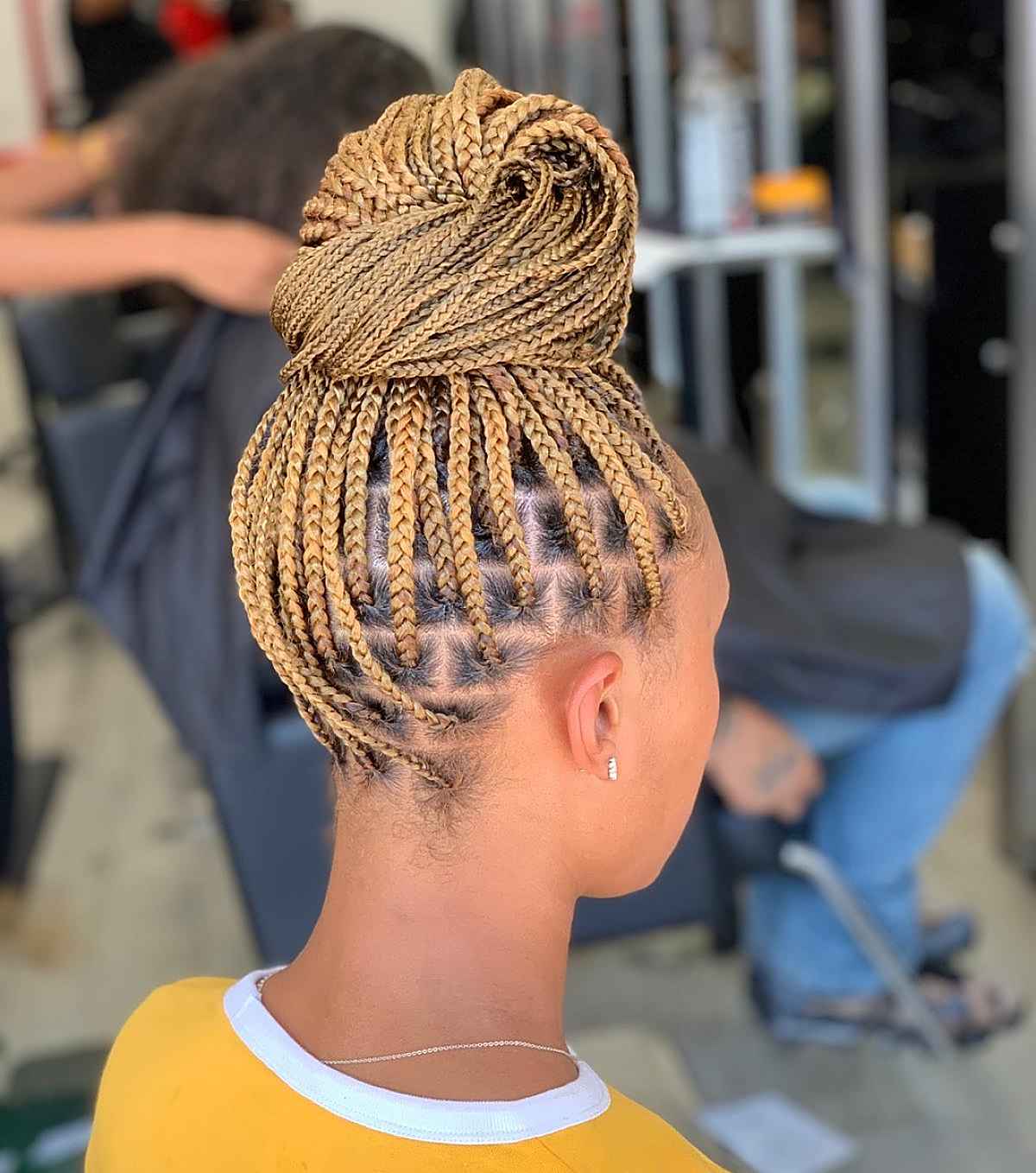 Blonde box braids in a higher cake