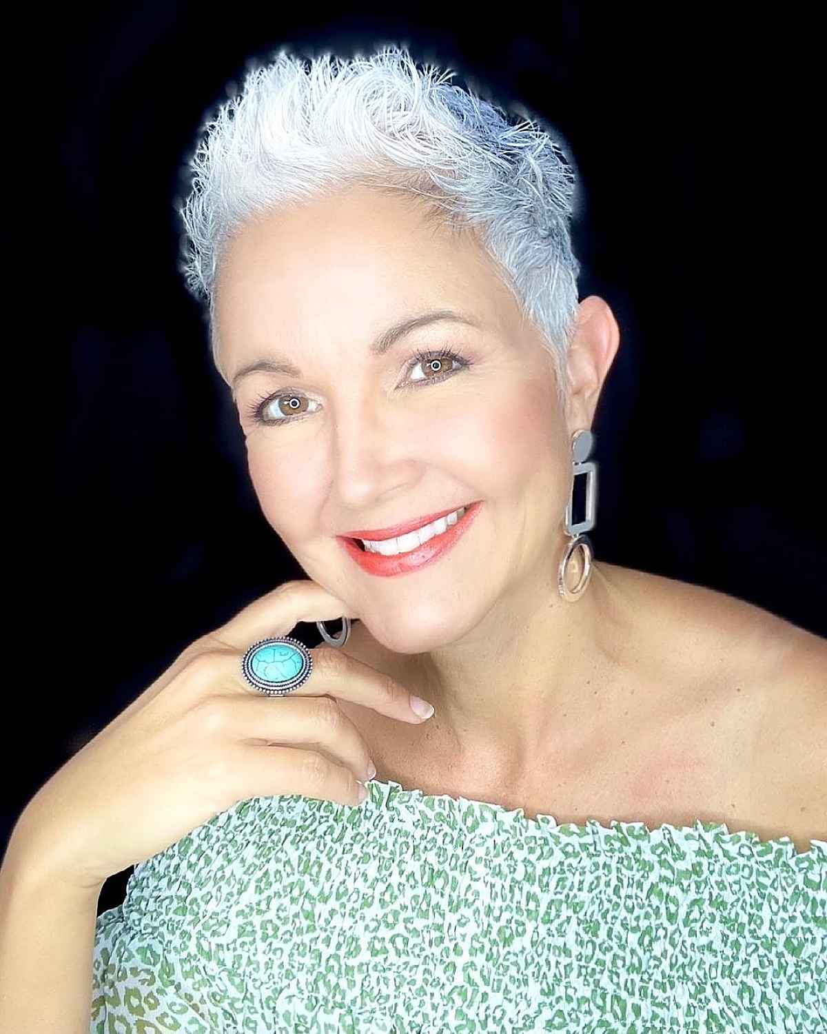 Pixie Short Spike for 60 -year -old children