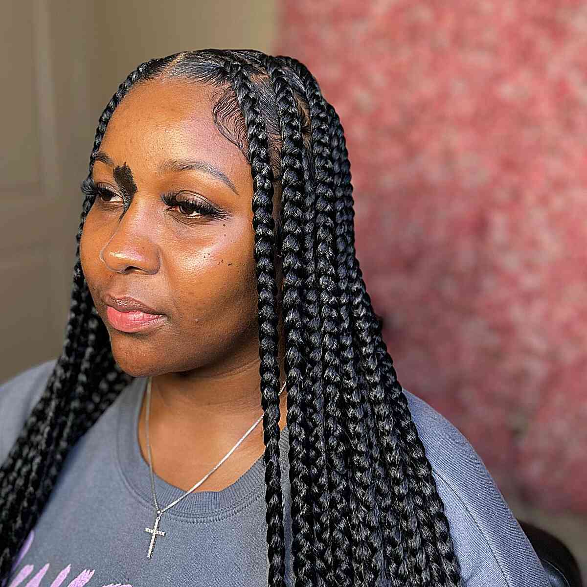 The middle part of the black poetry braids