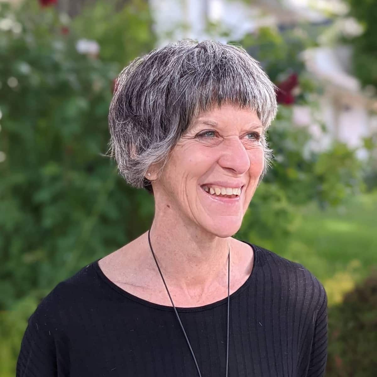 Gray gray bob for thick hair