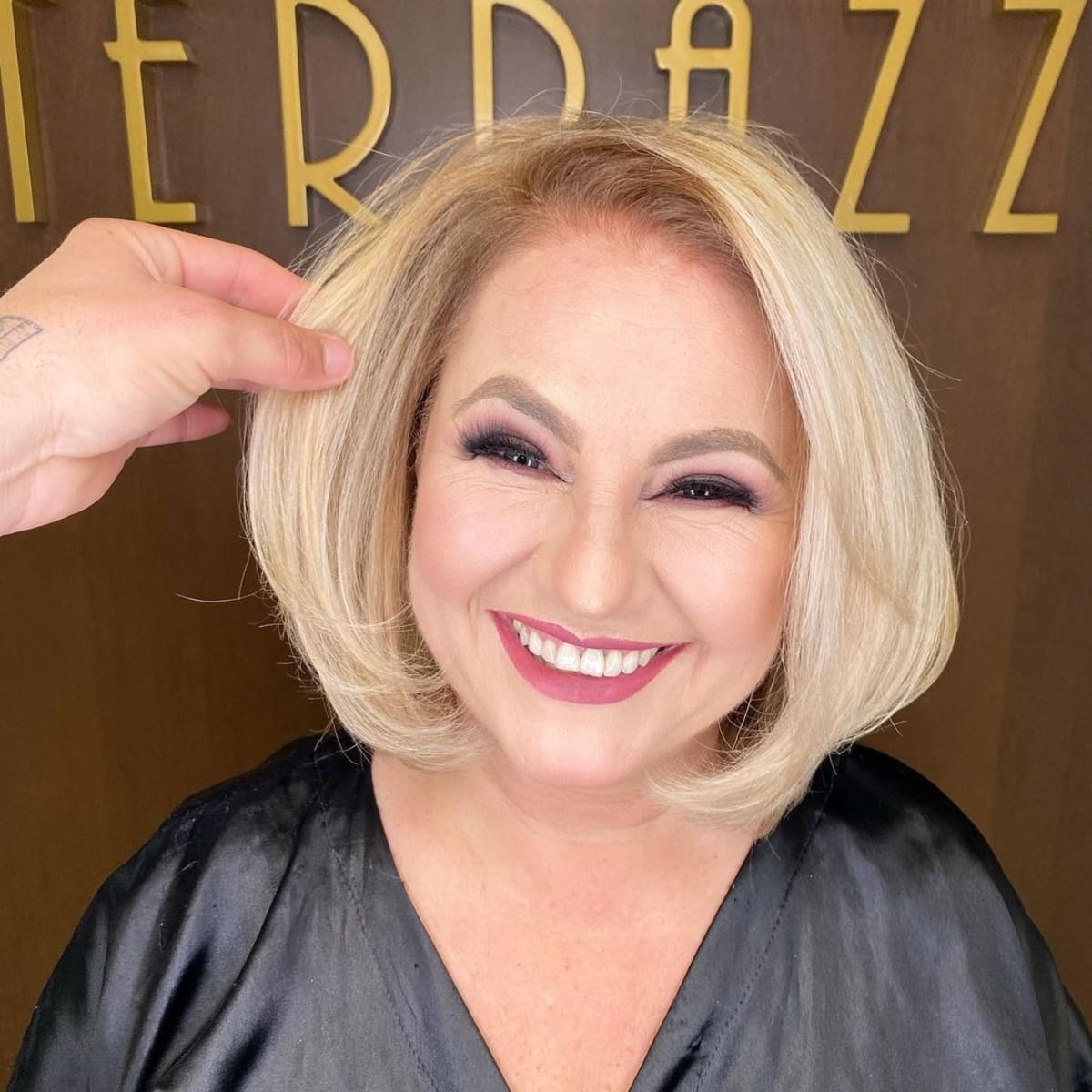Bob with a chin length for older women with round faces