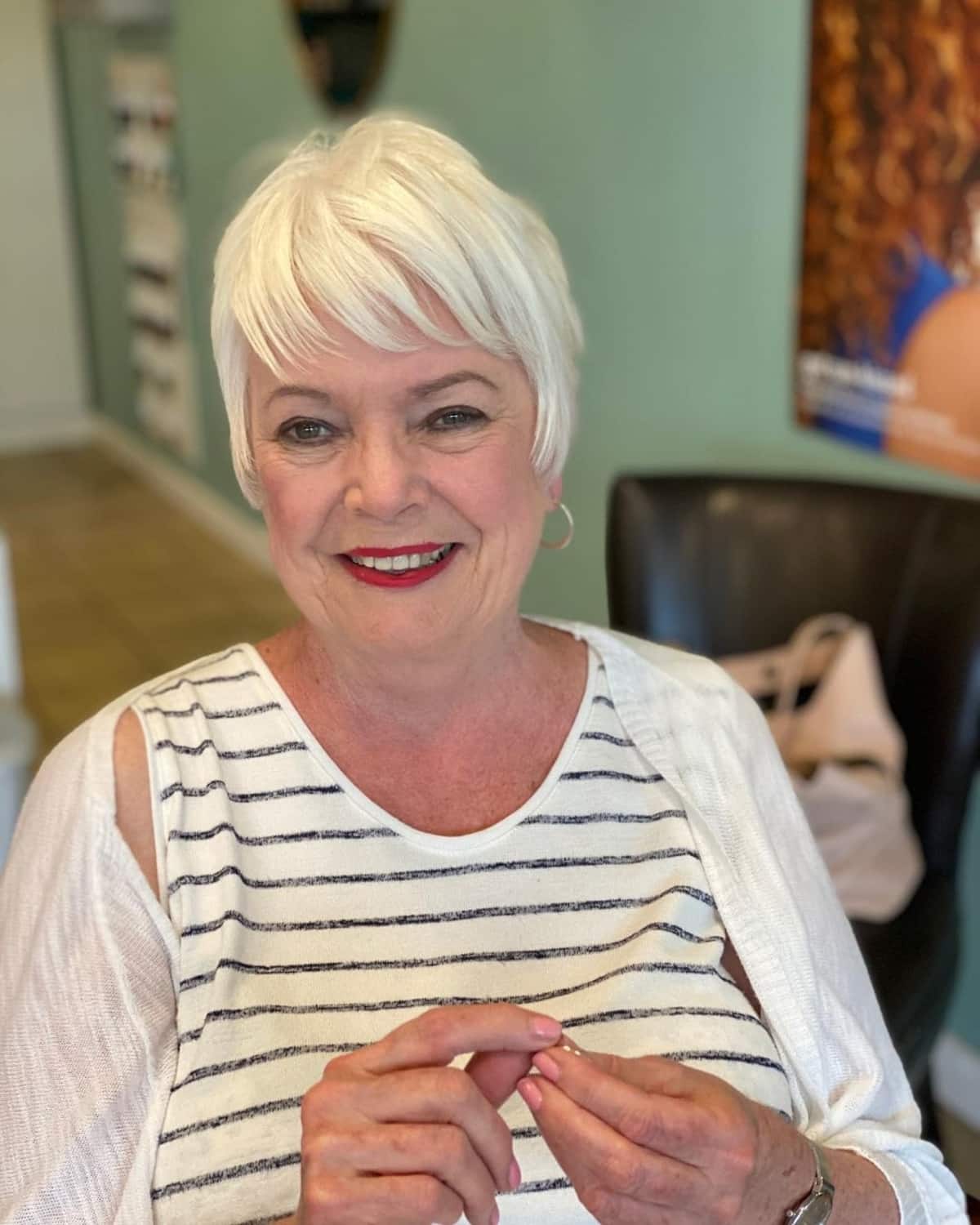 Box cut layers for a round face for more than 60 years