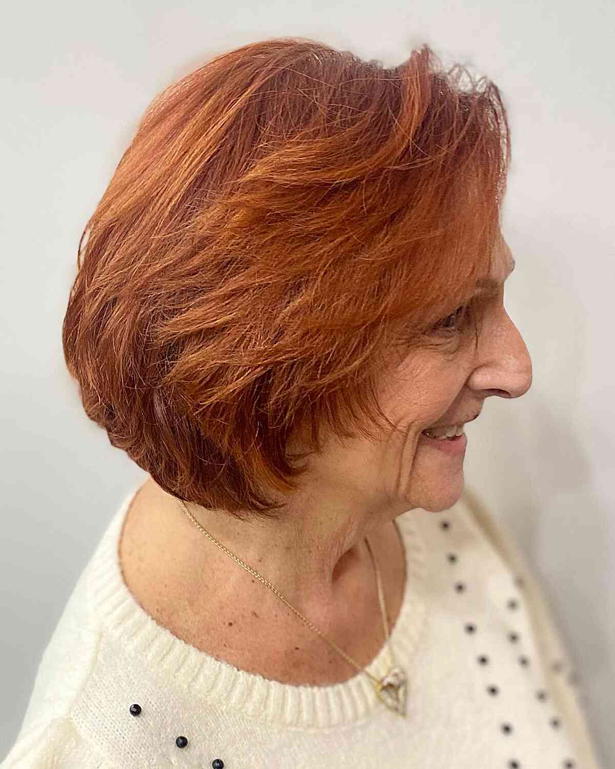 Pop copper along the neck for autumn and the elderly over the age of 60