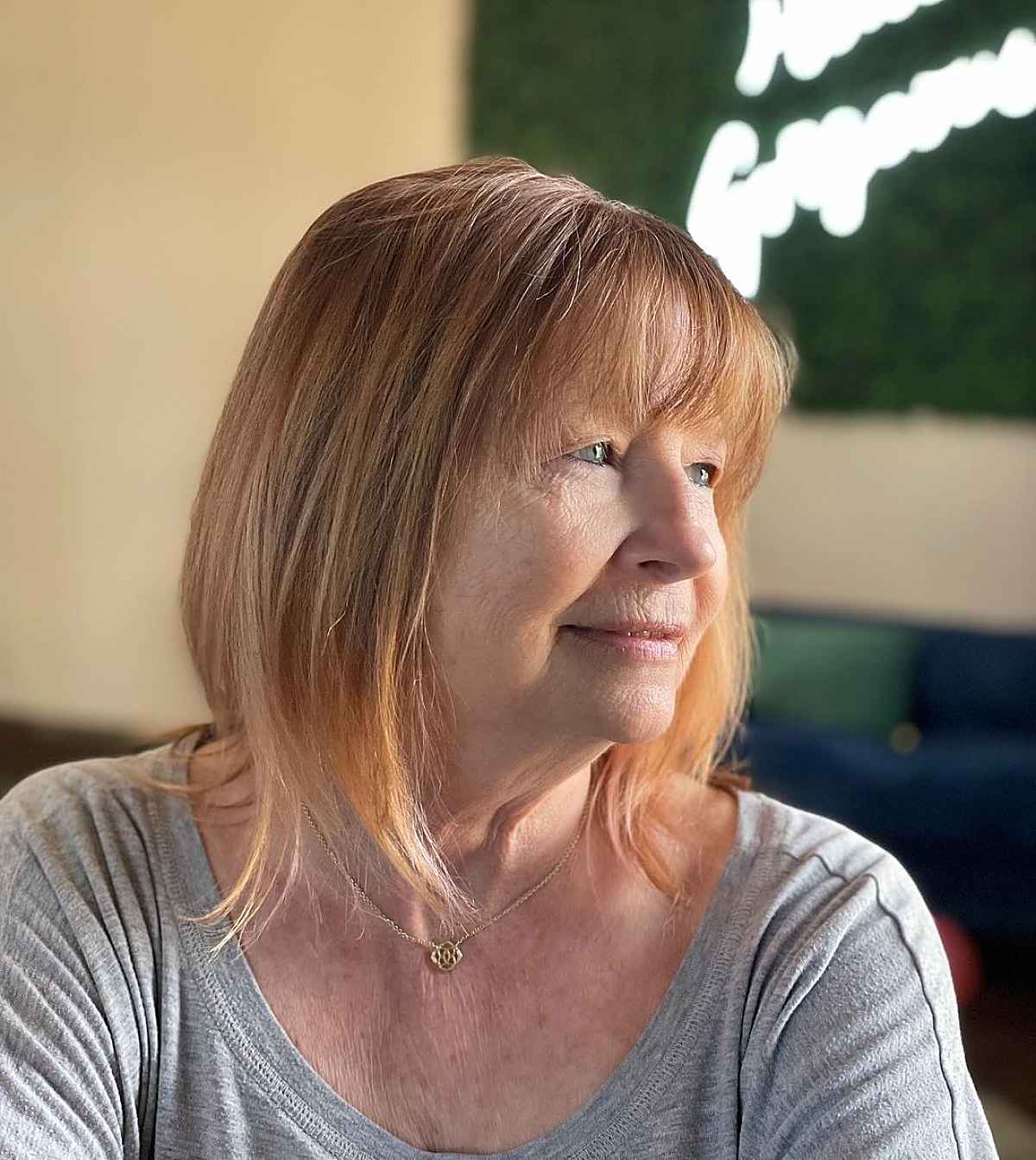 Bob, a smooth, straight, with the wide bangs of a 60 -year -old woman