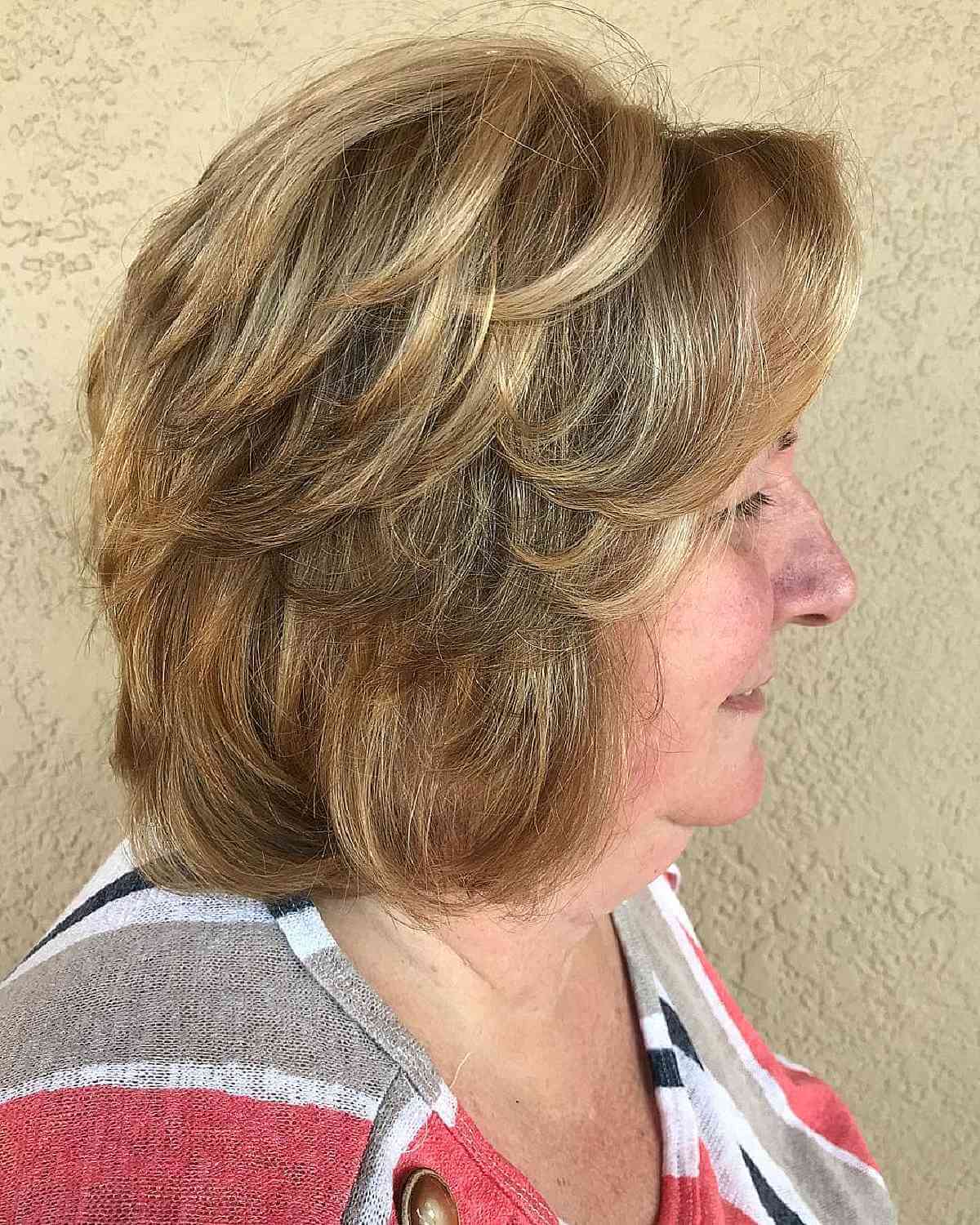 Long bob with feathers layers