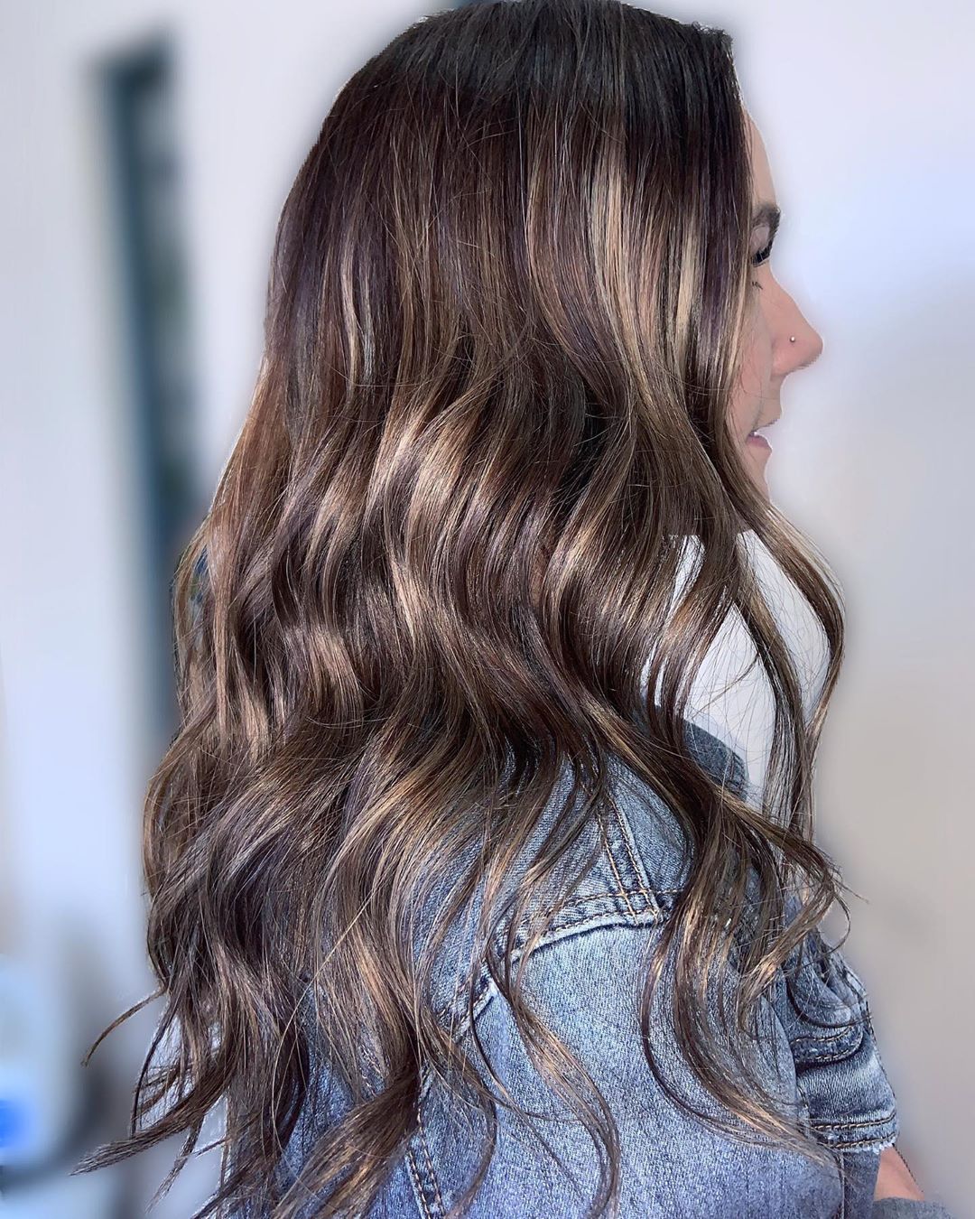 Amazing Dark Brown Hair with Lowlights
