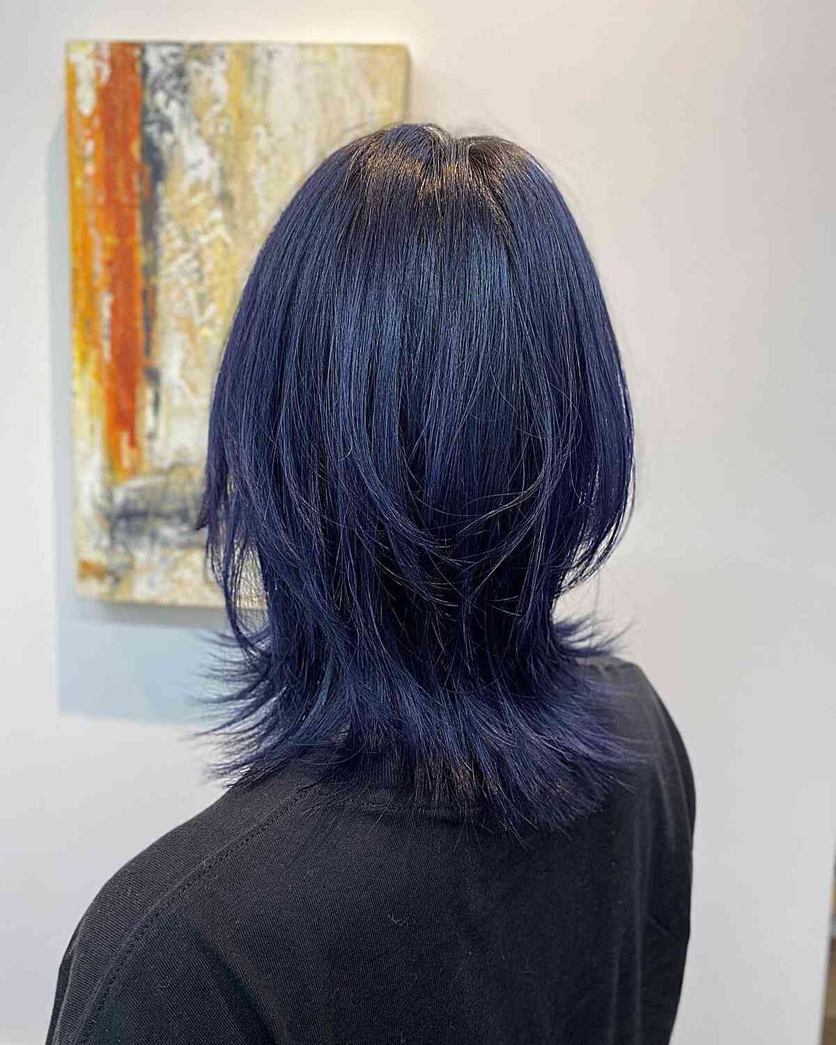 Dark violet blue on medium jellyfish hair
