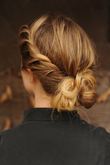 Easy chaos hairstyle