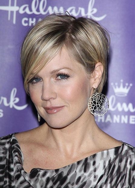 2014 short haircuts for women: celebrity hairstyle