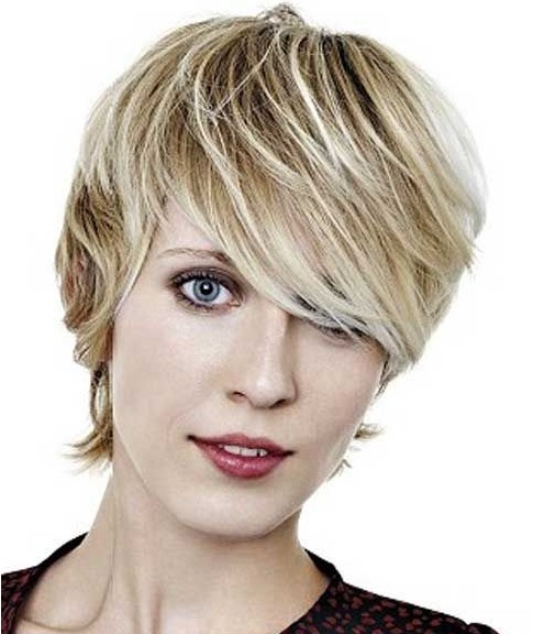 2014 short hairdressers for women: short hair with long bangs