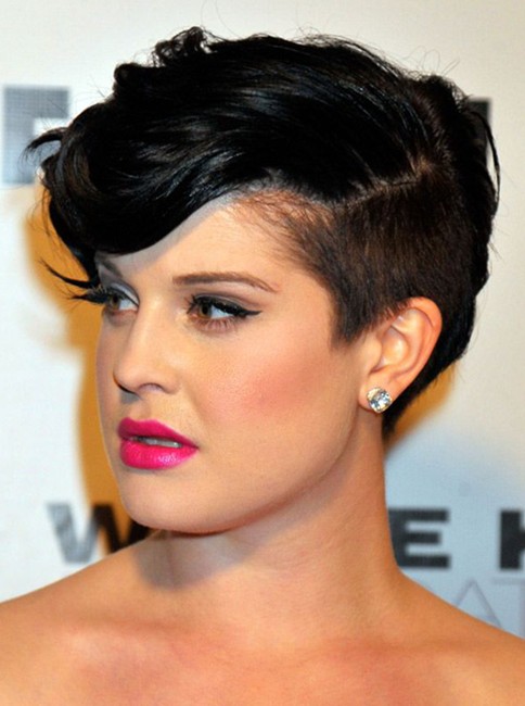 2014 short hairstyles for round faces: Celly Usborne Pixe haircut