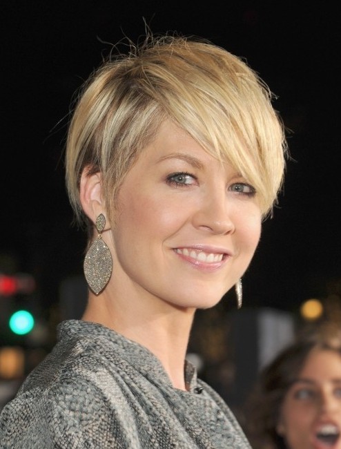2014 short hairstyles for women over 40