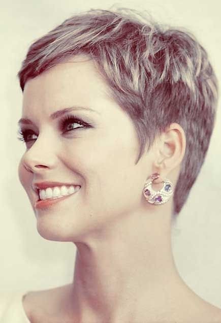 14 Very Short Hairstyles for Women