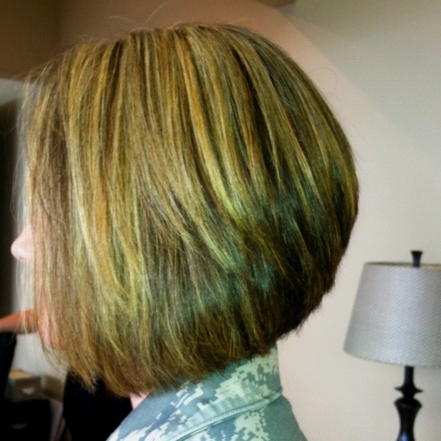 Bob line for thick hair