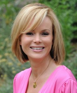 Amanda Holden Hairstyles