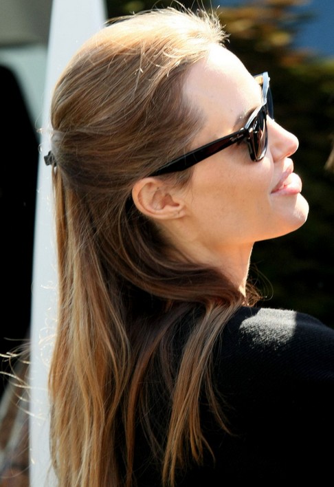 Angelina Jolie Long hairstyles: 2014 straight hairstyle for holidays