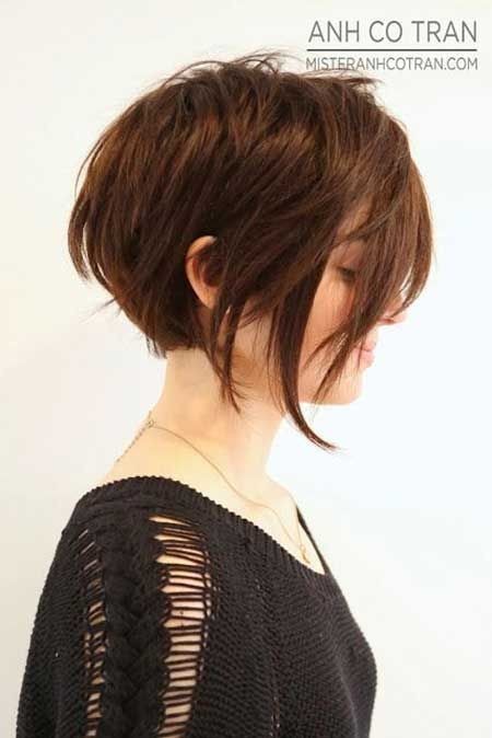Short -bop hair cutting asymmetric for women