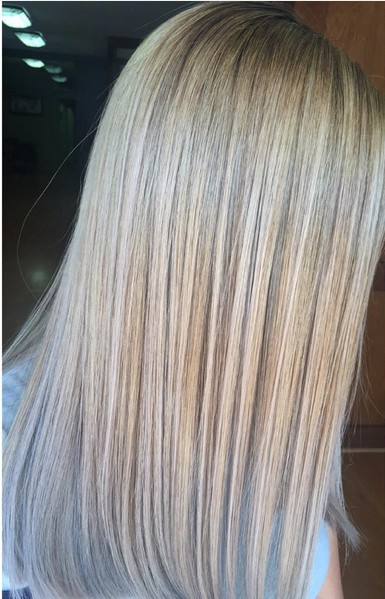 The most prominent events of Balayage - Smokey Blonde - toning with blond tones simply in the ice