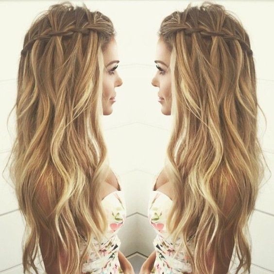 Window hair with water hairstyles - unofficial summer hairstyles for long hair