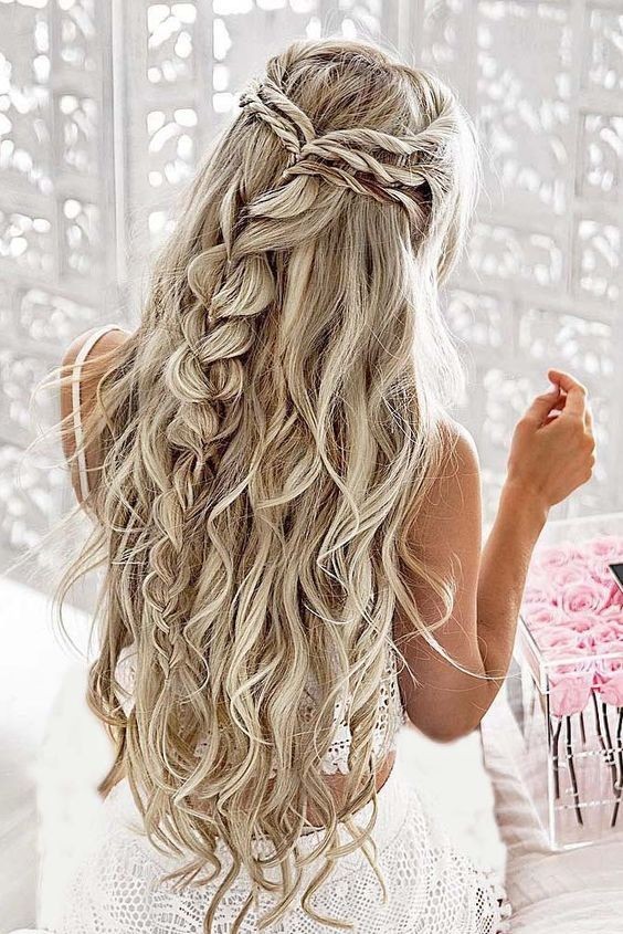 A beautiful wedding hairstyle for the wedding - wedding hairstyles with long hair