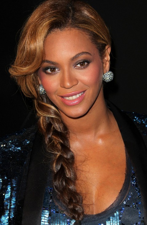 Beyonce Nols Hessz 2014: Super Babel Badel