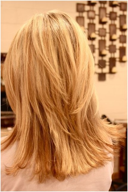 Choppy, Layered Hairstyles: Blunt Medium Haircut