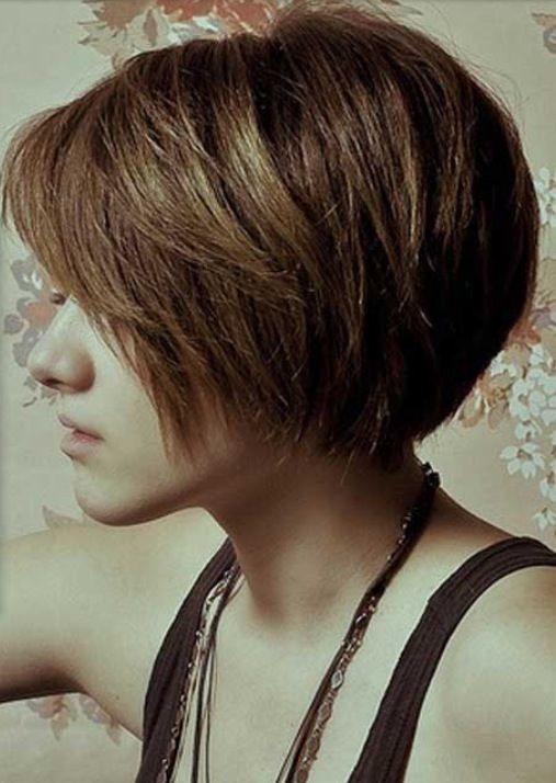 Bob Haircut for Thick Straight Hair: Summer Hairstyles