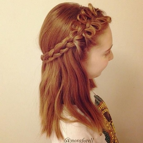 Hacks hairstyles: nice braids for girls