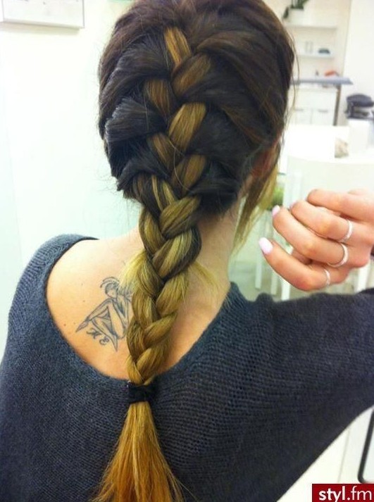 Mudar hairstyles: a dark ombre, the French fish tail braid for thick hair
