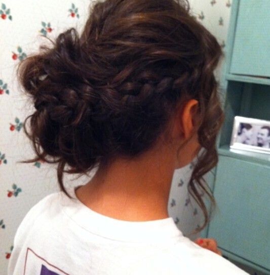 Updos Updos a little messy: updated hairstyle to attend the official dance ceremony