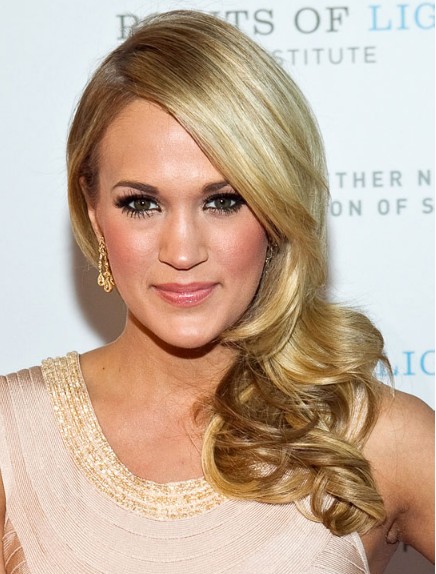Carrie Underwood long hairstyles 2012 Carrie Underwood long hairstyles 2012