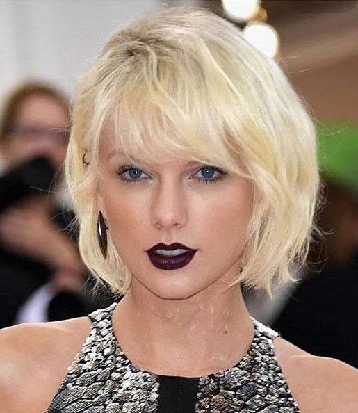Informal daily hair styles with short hair - chaotic hairstyle