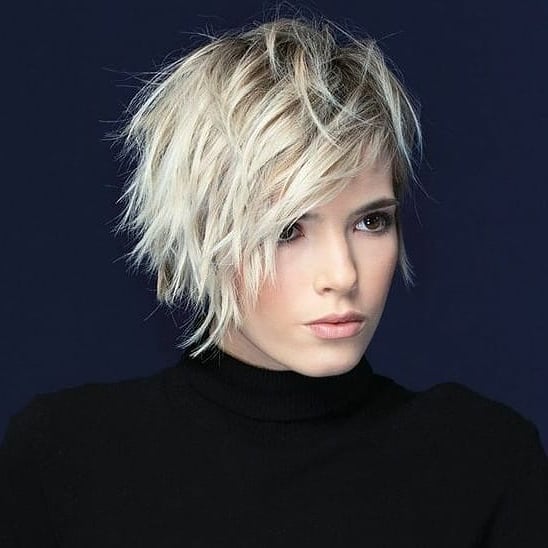 Unofficial and easy hairstyle for women - simple short hair pieces