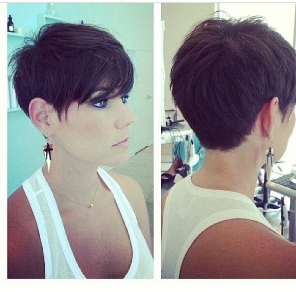 Elegant view of hair and background styles: short hairstyles for women