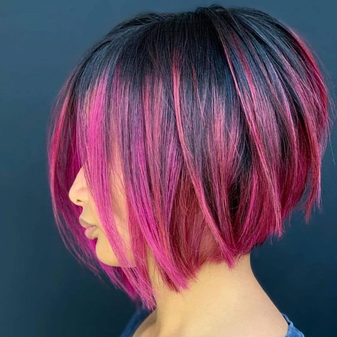 Stylish and elegant straight hairstyle ideas - Pop hair colors to look distinctive