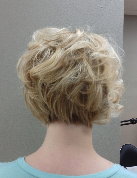 Curly Bob Haircuts Back View: Women Short Hairstyles for Work