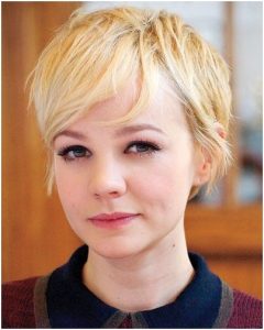 21 Easy Hairdos for Short Hair