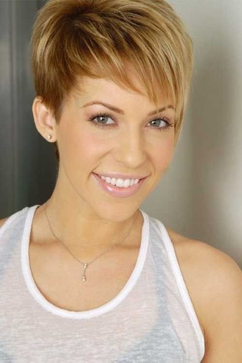 Pixie haircut is easy, cute for long face