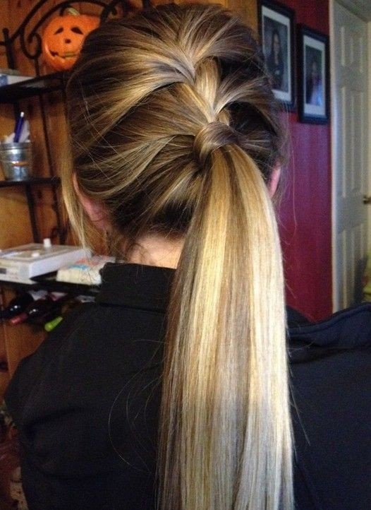 Cute daily hairstyles: a tablet horse, braid