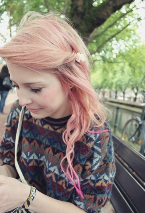 Cute Ombre Hairstyles for Girls – Long Hair with Side Fringe