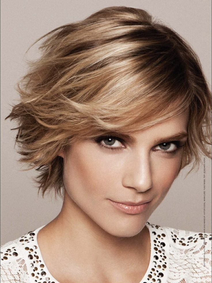 Summer short hairstyles for summer: modern hair color